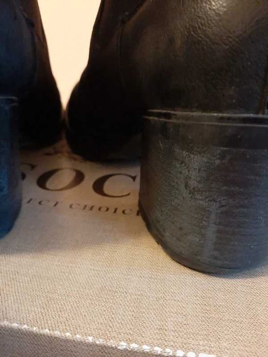 Czarne botki na koturnie 38 skóra zamsz