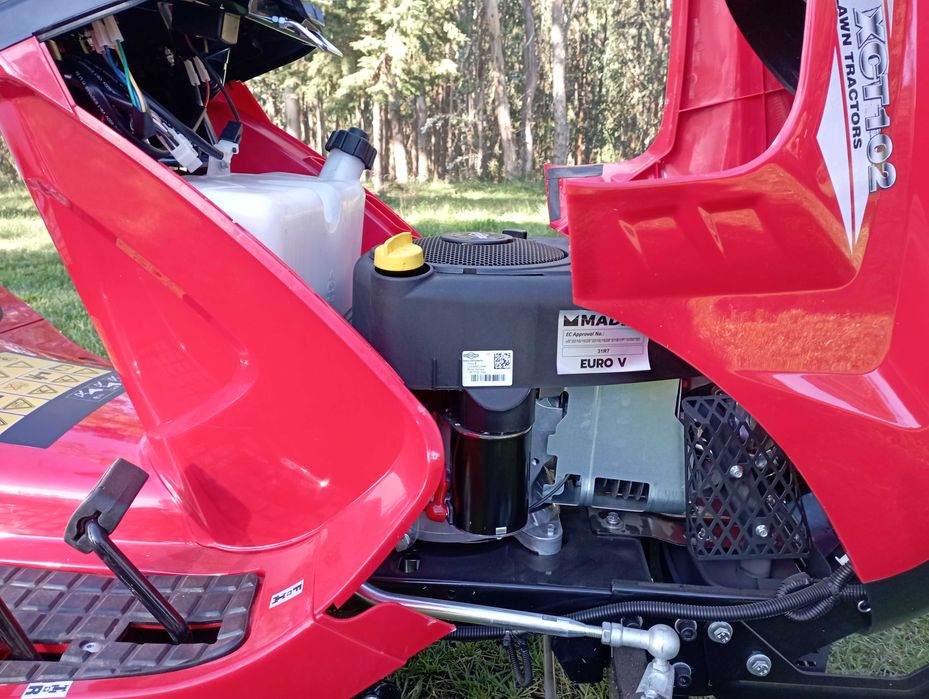 Trator Corta-Relva Briggs & Stratton 5176 17.5HP