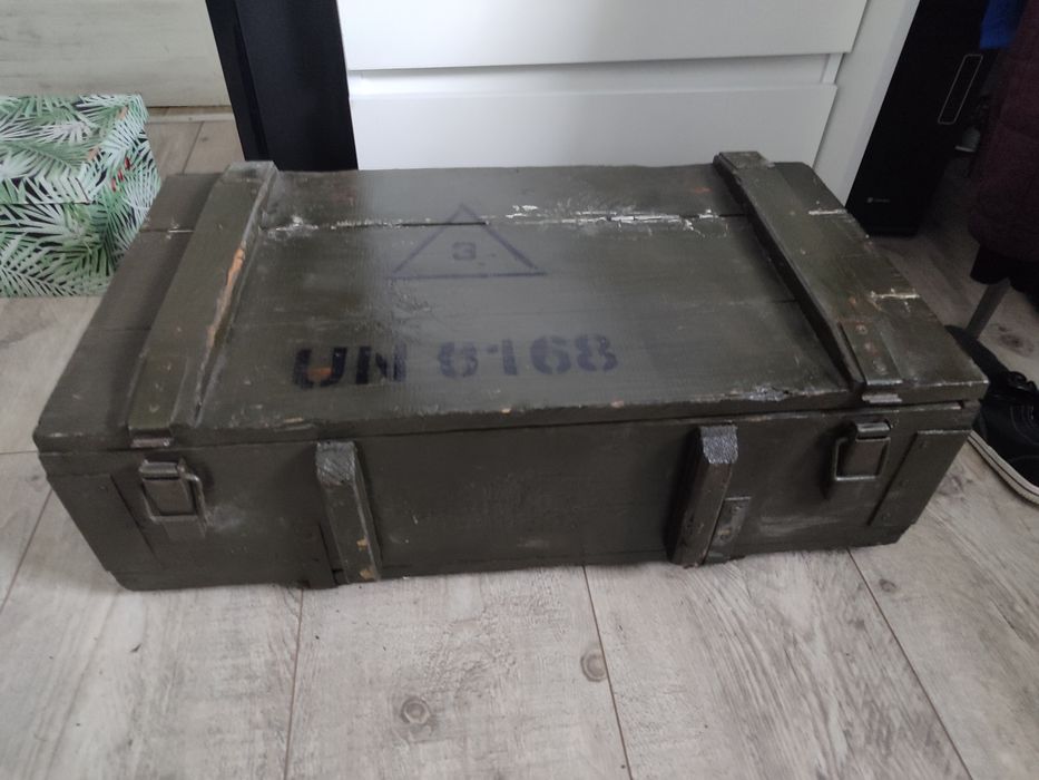Skrzynia wojskowa amunicyjna