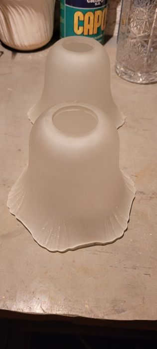 Szklane klosze do lampy lub żyrandola