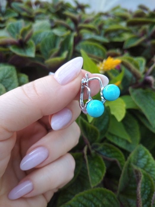 Срібні сережки з натур. каменем