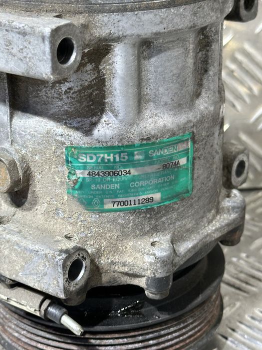 Компресор кондиціонера 1.5 / 1.9 / 2.0 / 2.2 / 2.5 dci Рено Опель