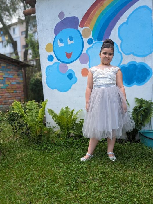 Продам сукню на дівчинку