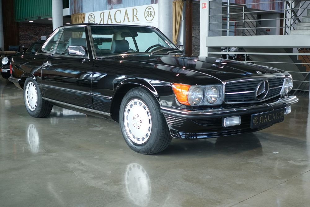 Mercedes-Benz R107 (1971-1989)