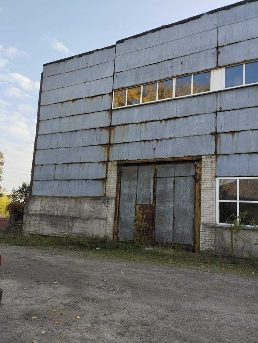 Продажа отдельно стоящего здания под склад или производство, г. Умань