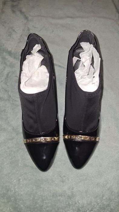 Nowe damskie czarne buty na obcasie 36 24cm botki