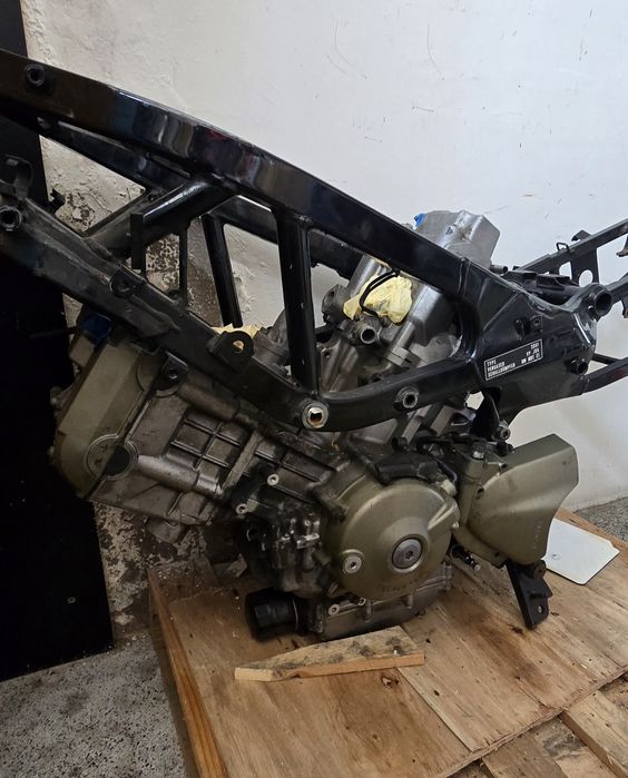 Honda varadero quadro e motor