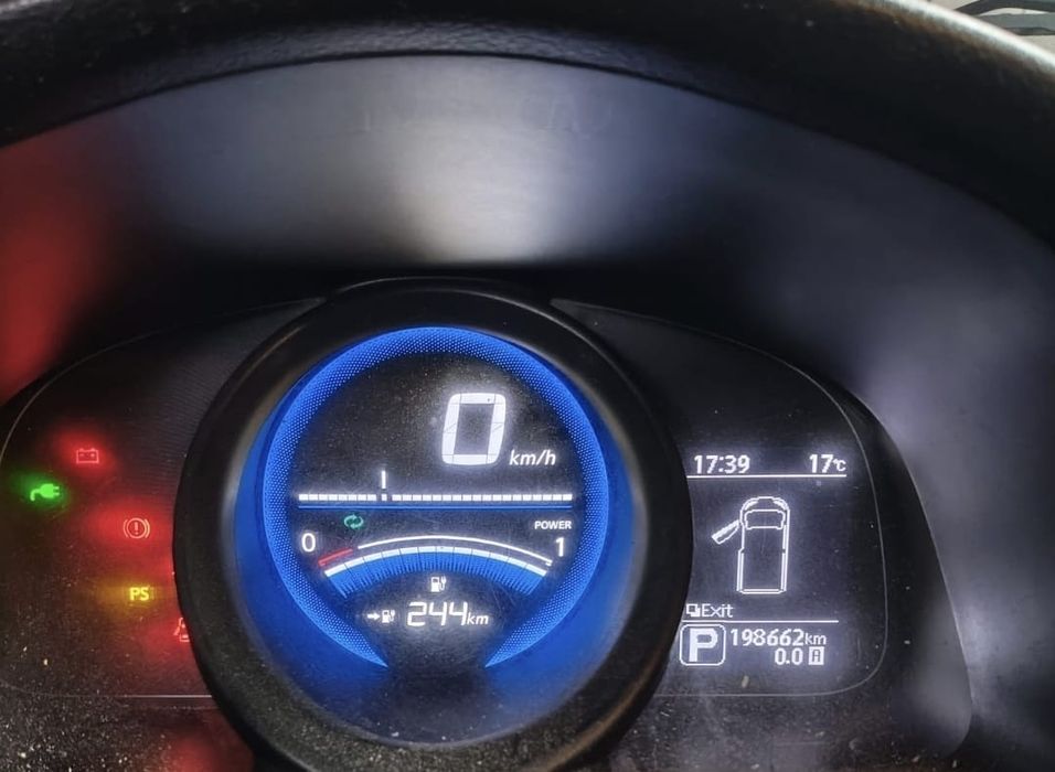 Nissan E-NV200 4p Profissional