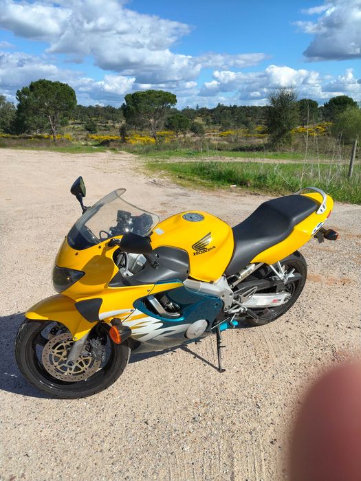 Mota Honda cbr600f4