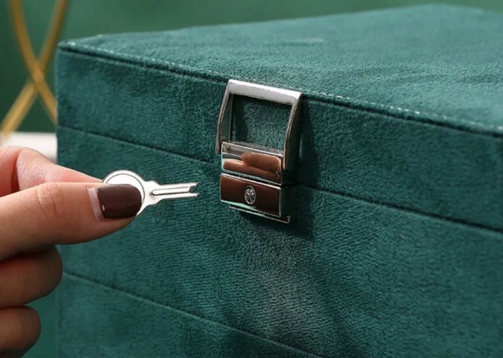 Ekskluzywna szkatułka na biżuterię pojemny kuferek elegancki