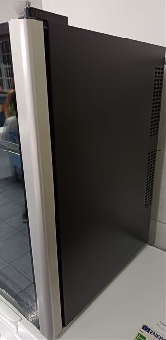 Mini bar como novo