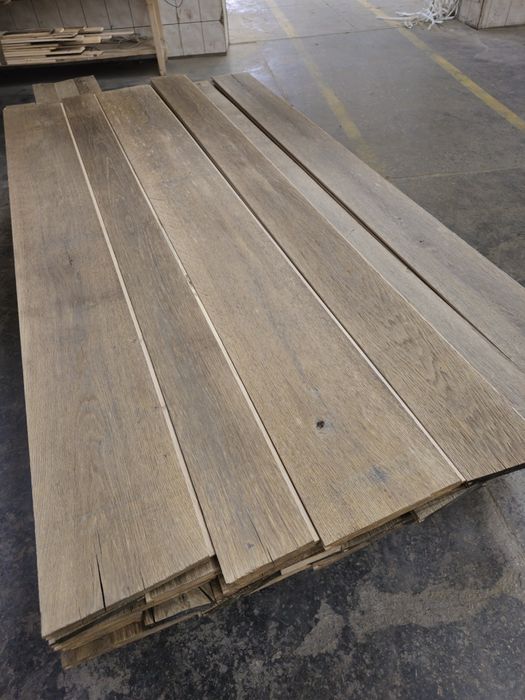 Deski dąb naturalny kolor  postarzane szczotkowane