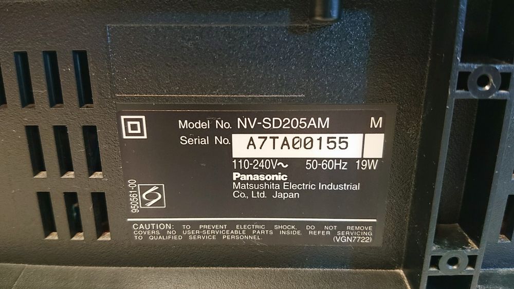 Видеомагнитофон Panasonic NV-SD205 Япония