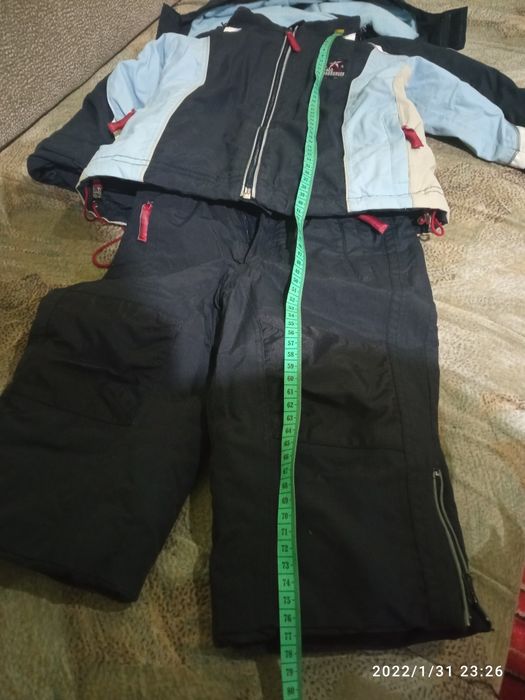 Продам детский костюм