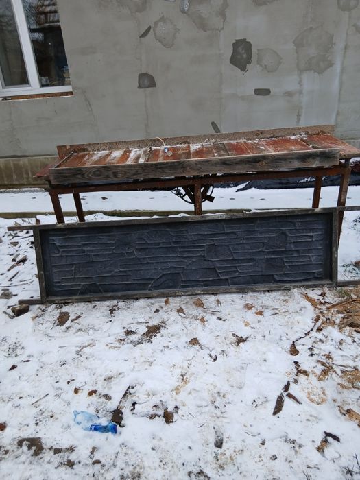 Продам вібро стіл і форми для європаркану.