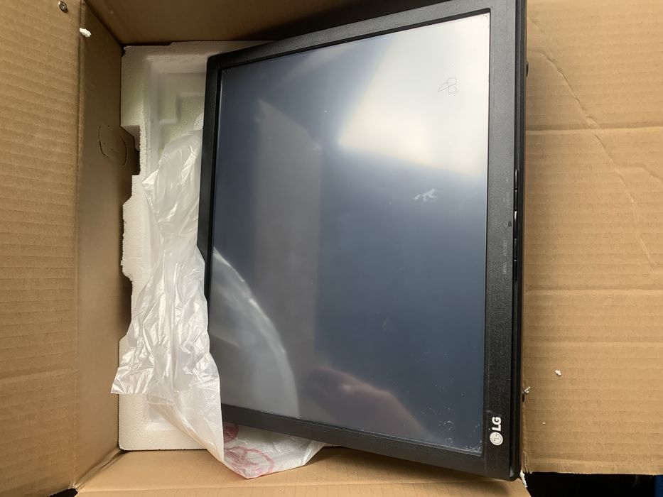 Monitor LG 17 Touch447378647827107842