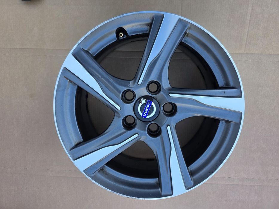 Felga Volvo V40 r-design 16 cali 5x108 aluminiowa wysyłka