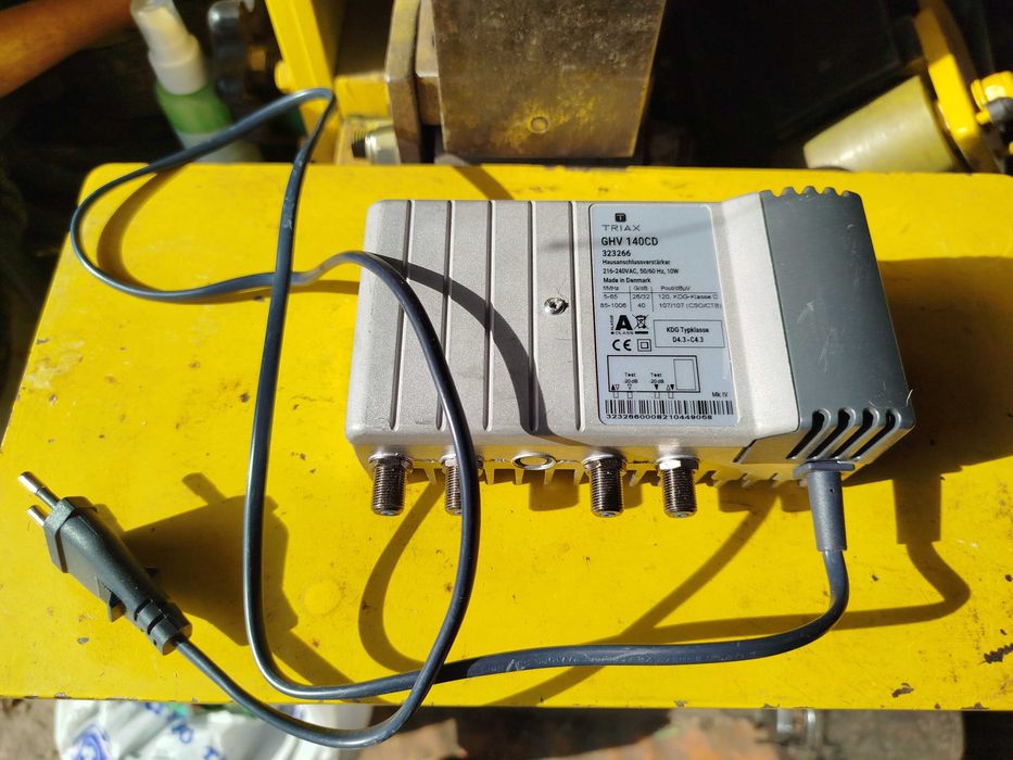 Усилитель автомобильный.