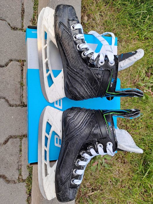 Łyżwy hokejowe dziecięce Bauer XLP rozm. 12 YTH