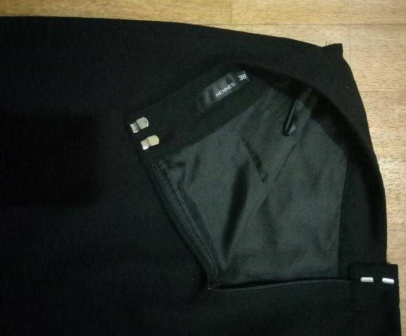 Юбка жіноча 48 р.