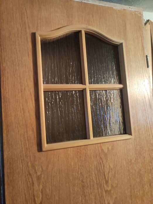 Двері в ванну кімнату