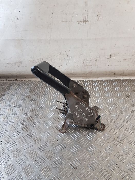 Dźwignia Hamulca Ręcznego 8200273002 Renault Megane Ii 06R-