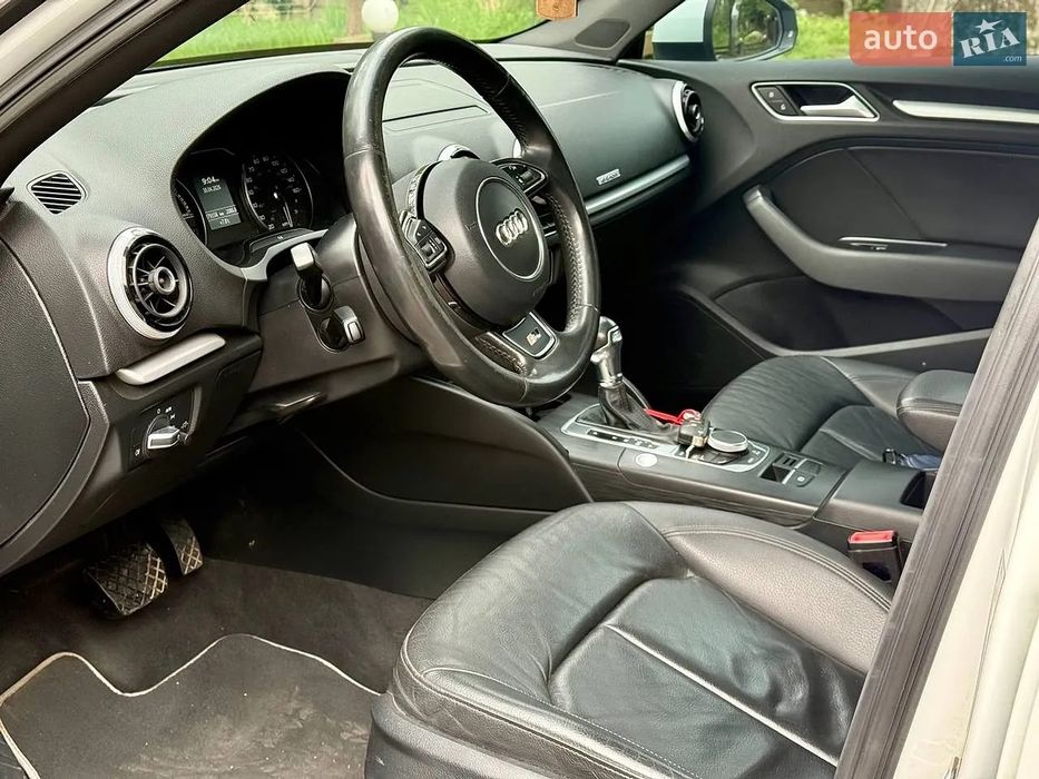 Audi A3 1.4 TFSI PHEV (204к.с.)