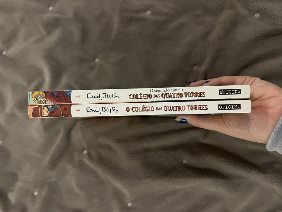 Livros Colégio das Quatro Torres