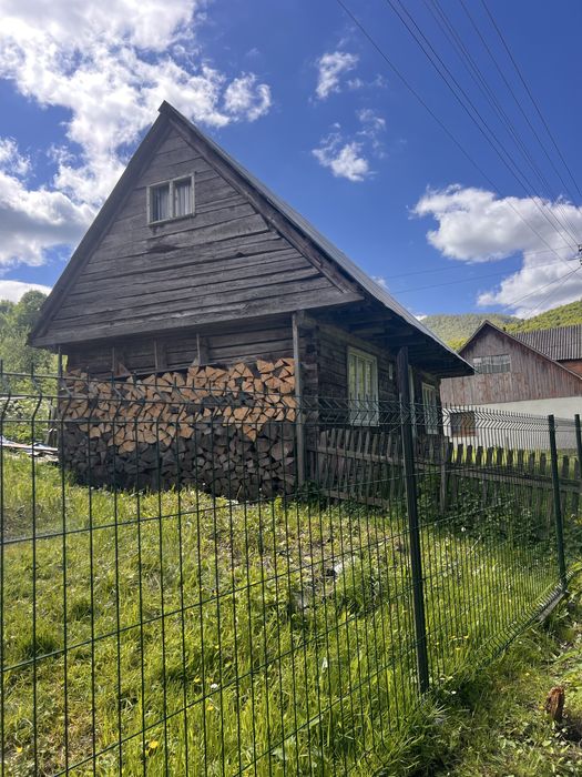 Продається ділянка  з виходом  до річки у с. Негровець