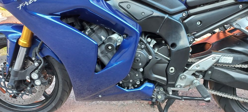 Мотоцикл Yamaha fz1s