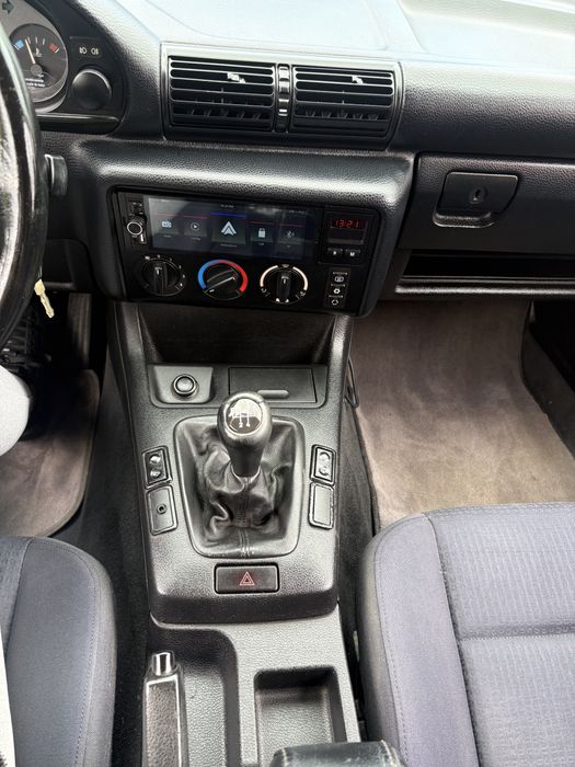 BMW 318tds compact