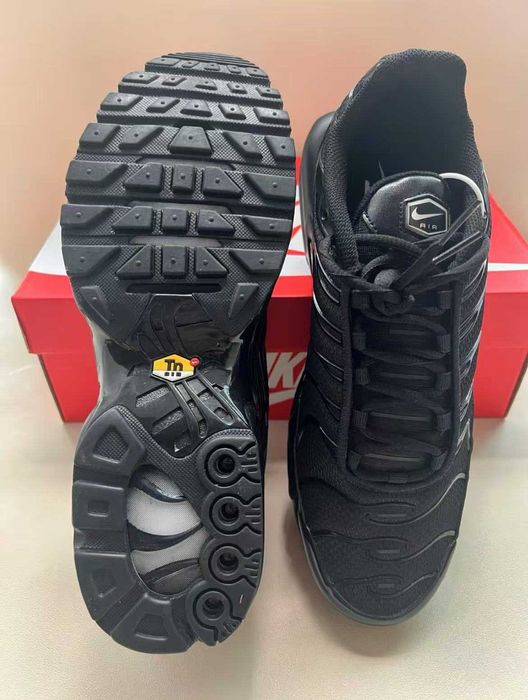 Espadryle buty_Nike_Air_Max_TN_Plus_Black_Espadryle / Rozmiar.41
