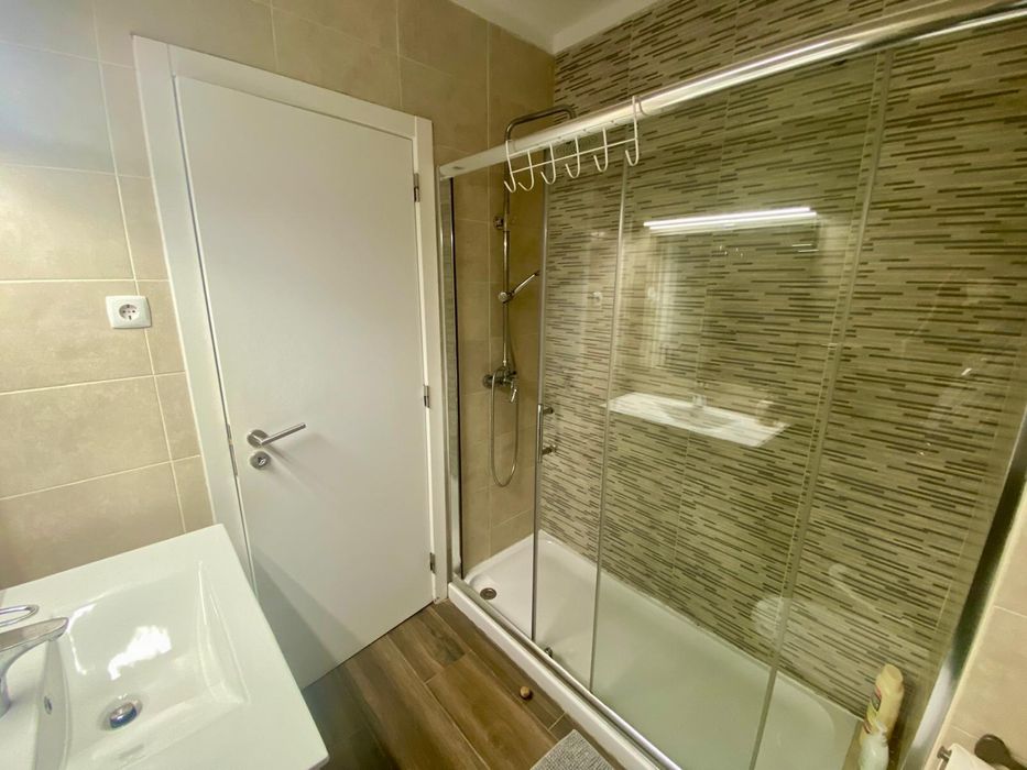 Alugo quarto a estudante em Peniche