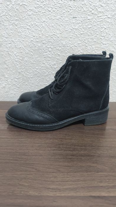 Зимові черевики 40р