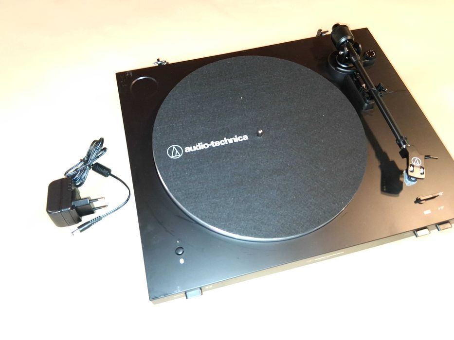 Y183 Odtwarzacz Audio-Technica AT-LP3XBT Bluetooth Czarny Automat