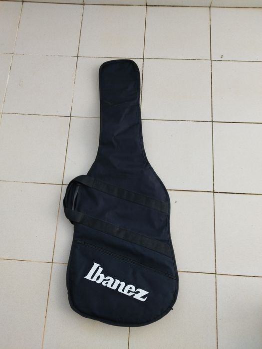 Guitarra Ibanez + Kit completo para iniciar