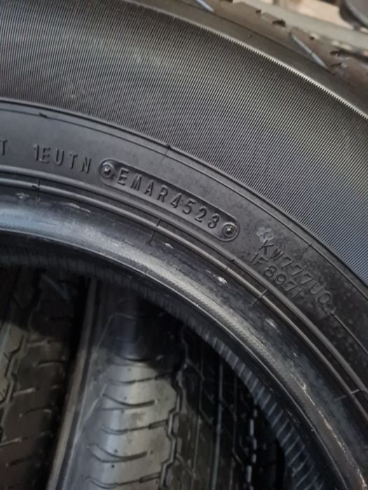 195/80R15 Dunlop AT20 GTRANDTREK.