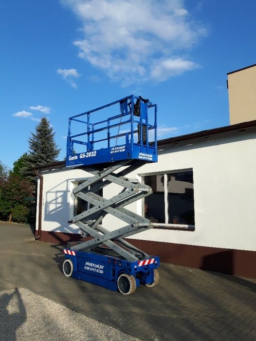 Podnośnik Nożycowy podest do prac na wysokosci- wynajem genie 1930