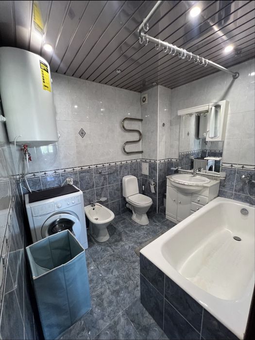 Власник. Продам 3-х кім. з ремонтом. Метро Деміївська 2хв, Держ прогрм