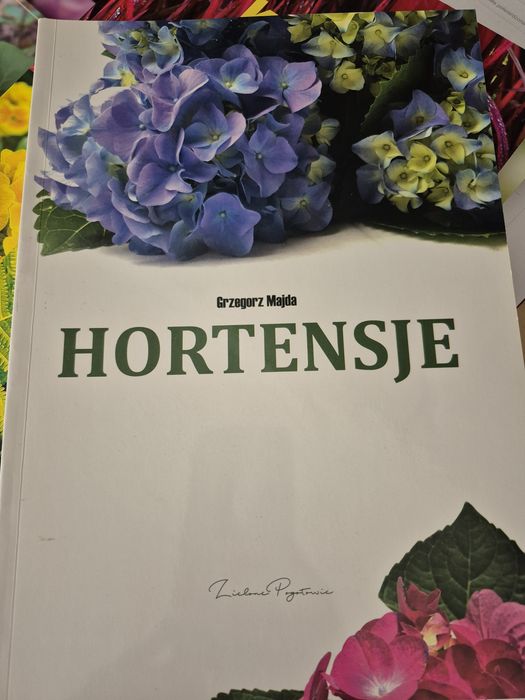 Katalog z hortensjami