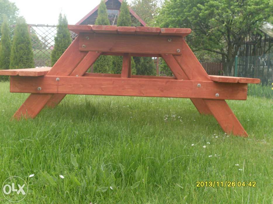 Meble ogrodowe Stół z ławkami