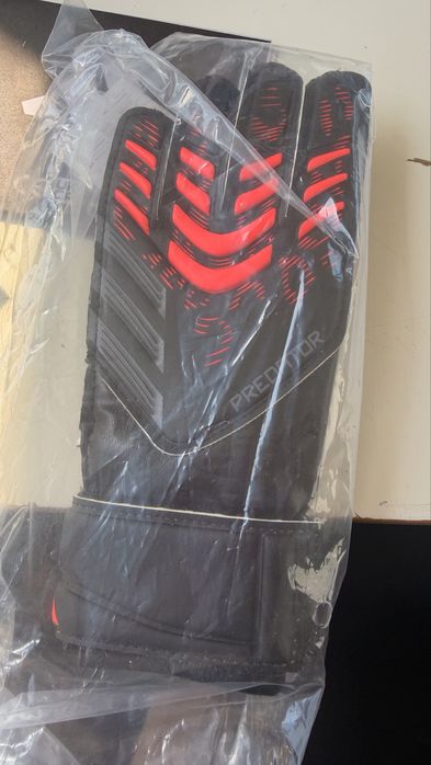 Luvas Adidas Predador para 3anos