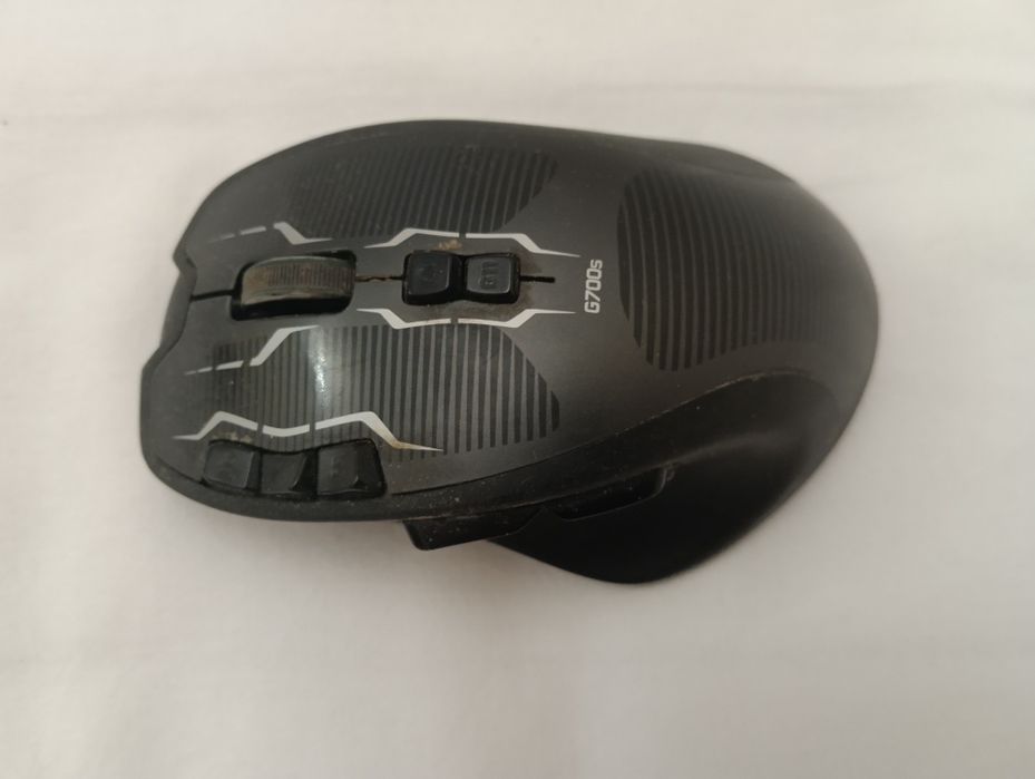 Logitech G700s (Bluetooth+usb)