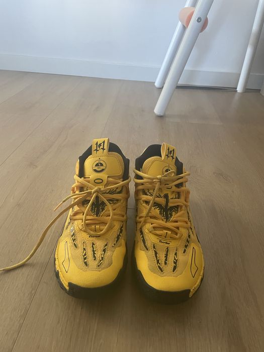 Tenis desportivos lamelo mb3.0