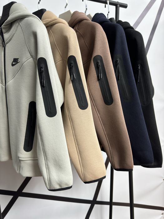 Утеплений костюм Nike Tech Fleece  р134-140, 164-176