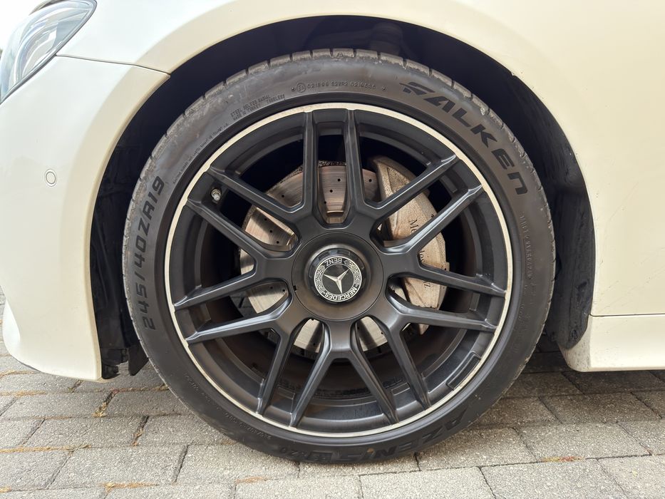 Mercedes-benz E220 Coupé AMG  Auto