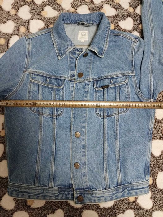 Джинсова куртка відомого бренду Lee