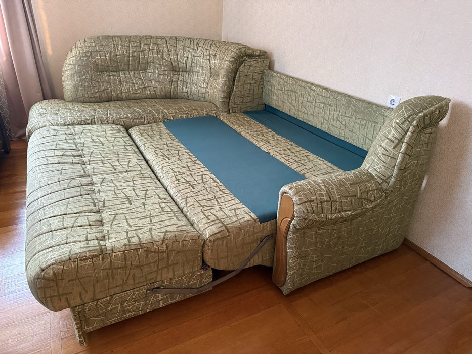 Кутовий биван ліжко бв 2,7м на 2м
