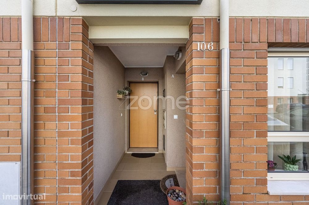 T2 Duplex com Terraço em Gulpilhares - V.N. Gaia
