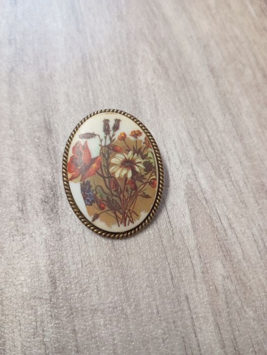 Vintage broszka w kwiaty